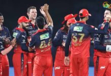 டெல்லியை ‘சுருட்டிய’ ஆர்சிபி: 9 விக்கெட் வித்தியாசத்தில் இமாலய வெற்றி!