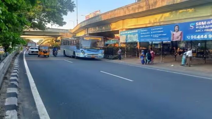 vandalur bus stop
